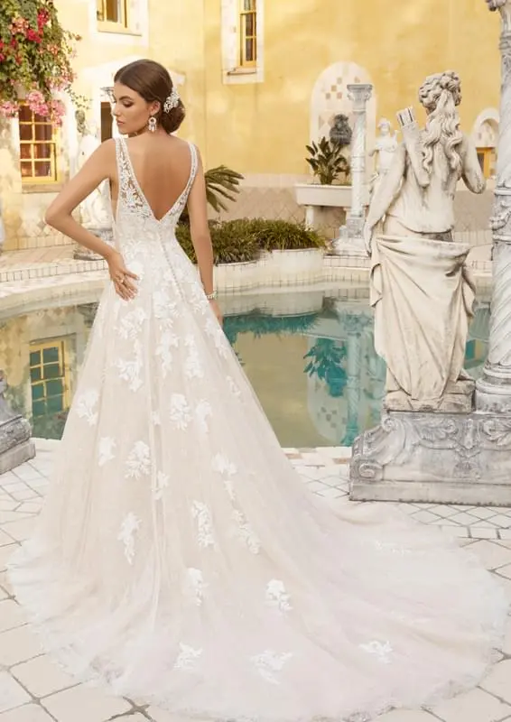 Sophia Tolli A-vonalú menyasszonyi ruha