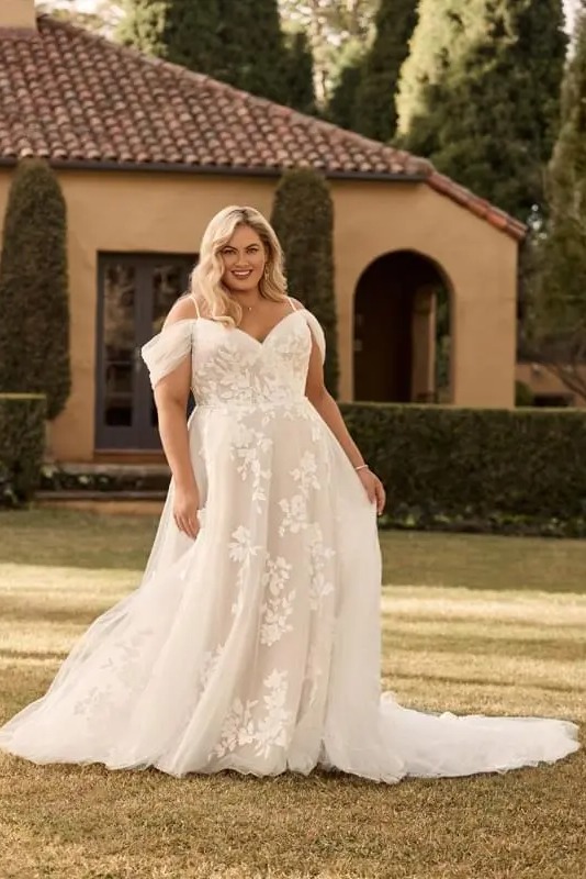 Sophia Tolli Isla