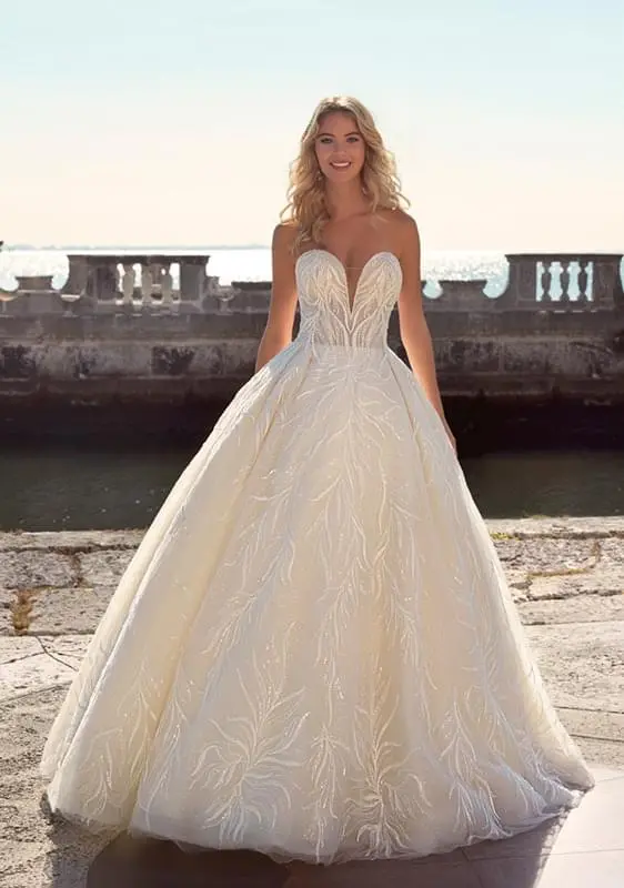 Demetrios Platinum - Piper- DP401- menyasszonyi ruha