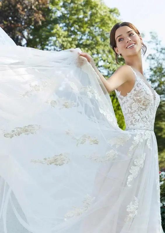 Morilee A-vonalú menyasszonyi ruha