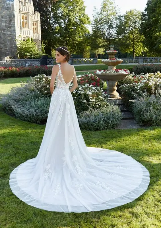 Morilee A-vonalú menyasszonyi ruha